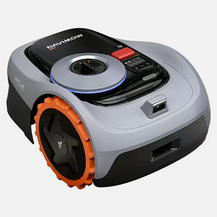 Segway Navimow i105E auf hellem Hintergrund